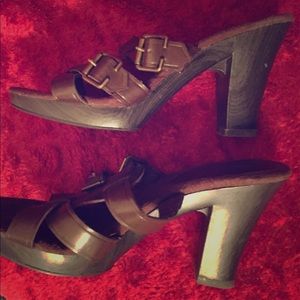 Cute Strappy Brown Faux Leather Sandal